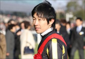 武豊騎手と凱旋門賞へ！ 世界的良血馬ジェニアルのデビュー戦に競馬界も熱視線！