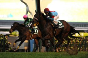 JRA・C.ルメール騎手「悪夢」払拭の桜花賞（G1）へ……三冠馬級の大器アーモンドアイが「これだけは避けたい」敗北パターンとは