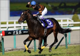 キタサンブラック「来年も現役」の可能性はどれほど？ ファンが望む「未踏の三連覇」の期待