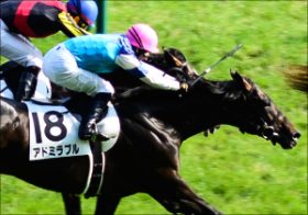 デムーロ騎手「肘打ち」の次は「奇声」で川田騎手を脅す!? ルメール騎手も交えて神戸新聞杯（G2）の”舞台裏”を暴露