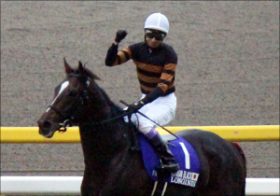 JRA「キタサンブラック陰謀説」最終章に堀江貴文氏「暴言」再降臨!?　驚異の「偶然」が引退発表で加速するのか、しないのか……