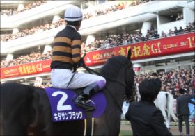 JRAの主役はキタサンブラックと「外国人」、そして海外には怪物が!?……【2017競馬ニュースベスト5（下半期）】