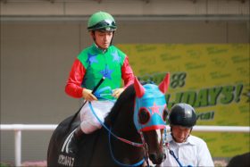JRAみやこS（G3）「全馬返り討ち」川田将雅してやったり！ クリンチャー芝ダート両重賞制覇…… 「善戦マン」を一変させた名手の秘策とは