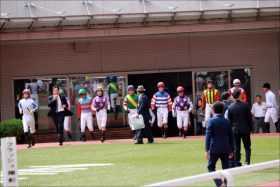 JRA「またも」落馬事故で横山武史が病院搬送……藤田菜七子、戸崎圭太、三浦皇成ら関東スター騎手の相次ぐ“悲劇”にファンも心配