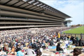 JRAの「制裁王」木幡巧也騎手が「模範騎手扱い」で大ブーイング！ 無理くりの騎乗で蛯名正義騎手ともトラブルに？