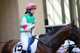 JRA藤田菜七子に「不満」の先輩騎手!? 酒席「断りまくり」の裏側