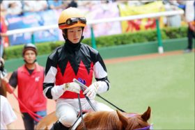 JRA藤田菜七子「歴代最多勝達成」よりも嬉しい!? 武豊の「お墨付き」デビュー当初から抱える「悩み」解消？