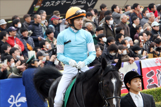 JRA武豊「不在」の中、全弟厩舎からキタサンブラック全弟がデビュー。初戦から名コンビならずも、鞍上は兄弟ゆかりのアノ騎手の画像3