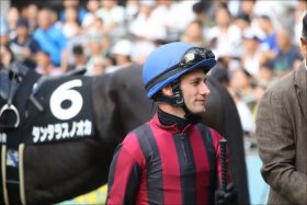 JRAルメール＆デムーロ「2019年・金杯不参加」表明!? 外国人JRA騎手が2人揃って年末年始の「海外渡航届」を提出する意味