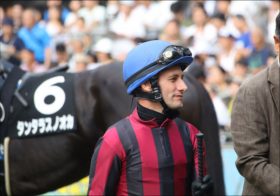 JRA M.デムーロは「何故」大舞台で勝てなくなったのか。安藤勝己氏が指摘した「無難さ」と「神」が降りた重賞9週間連続3着以内