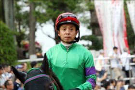 「武豊→岩田康誠」マカヒキ有馬記念で期待大!? 「スピード勝負→パワー型」存在感取り戻した名手はどう攻める？