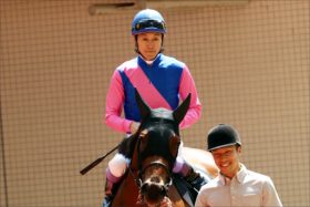 武豊「JRA4000勝達成」”信者”オーナーでラスト決めた！ リーチをかけた「次代の逸材」も登場