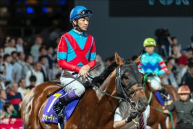 武豊フォワ賞最下位。勝ち馬陣営「ジャパンC向く」！クリンチャー惨敗以上に驚愕