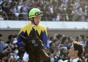 武豊「暴論」に隠された真意。史上初JRA開催”失敗”に「慣れの問題」世界を知るレジェンドの見解とは