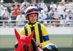 JRA・M.デムーロ「泣きっ面に蜂」で痛恨の極み!?　ラヴズオンリーユー秋華賞回避で「最大の上がり馬」エスポワールとコンビ熱望も……