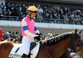JRA 3戦3勝でも「不向き？」アストラエンブレム関屋記念（G3）で重賞初Vへ！ 新潟マイルと「苦手」輸送を克服できるか