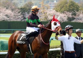 JRAオークス（G1）「大器」ラヴズオンリーユーに不安!? 忘れな草賞「馬なり圧勝」もM.デムーロ騎手が残した「気になる言葉」
