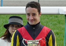 「日本競馬はイージー」!?　”ハンデ”あっても強すぎ「外人騎手」2人に、日本人騎手は……