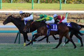 キタサンブラックが年度代表馬も、「モーリスじゃないの？」の声も……「三つ巴」の賞レースを制した決め手