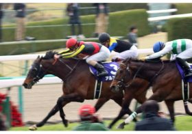 JRA大阪杯（G1）アルアイン北村友一「神騎乗」でG1初制覇！ 大接戦なのに「ノーステッキ」動かない”勇気”が結んだ会心の騎乗