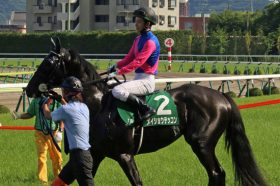 JRA「隠れた3歳大物」が菊花賞挑戦濃厚……「逃げ」からの転換で重賞勝利、成長もこれから