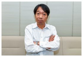 芸能界「最強ギャンブラー」見栄晴『競馬予想TV!』司会20年で導き出した答え。博打は「わからない」から面白い？【特別インタビュー】