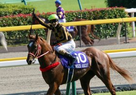 JRA坂井瑠星騎手「下手くそ」呼ばわりの裏。モズアスコット「OP敗戦」に酷評集中!? 安田記念（G1）覇者で出遅れ、大外分回し2着……