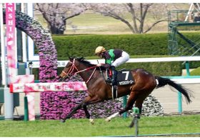 JRAラヴズオンリーユーの敗戦は“兄譲り”!? ヴィクトリアマイル（G1）7着も、次は「激走」必至の理由