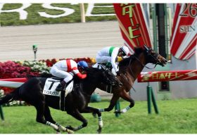 JRA日本ダービー「53年ぶり」12番人気・浜中俊ロジャーバローズ「大波乱」で世代の頂点に！ 圧倒的1番人気サートゥルナーリアは4着敗戦……