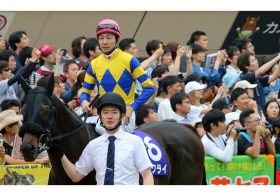 JRA安田記念（G1）武豊・騎乗停止「申し訳ない」アーモンドアイ、ダノンプレミアムら”大外刈り”でレース崩壊……28年前「メジロマックイーンの悪夢」再び