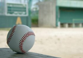 天皇賞・秋は清宮幸太郎「サイン」で武豊キタサンブラック盤石!? 奇跡の大逆転には22年ぶりの悲願を狙う「あの大穴馬」が急浮上!?