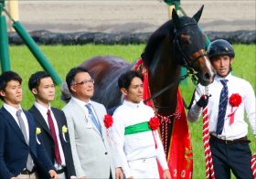 JRA無観客競馬「不運すぎる」浜中俊3か月ぶり復帰も「ファン0人」!?