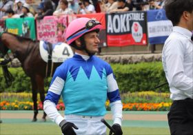 JRA「女王筆頭」リアアメリア危うし!? M.デムーロ「信じられないくらい強かった」藤岡康「この馬、ヤバい」衝撃の末脚ウーマンズハート話題沸騰