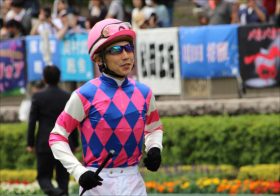 JRAクイーンC（G3）「仕上がり八分」のデビュー戦勝利した上積みに期待、「二強ムード」を打ち破るのは“香港の英雄”の血を継ぐ馬!?