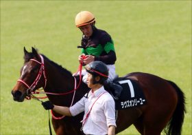 干されたM.デムーロの最後の砦!? ラヴズオンリーユーのドバイシーマクラシック(G1)出走で汚名返上