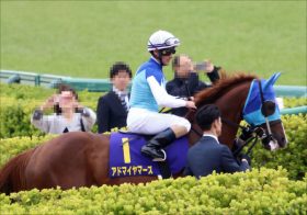 JRAアドマイヤマーズ「落選」サートゥルナーリアが3歳王者に疑問？国内外G1制覇なのに……