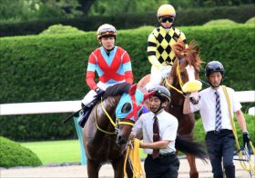 JRA川田将雅クリンチャー9馬身差レコード圧勝に「絶縁」三浦皇成は何を思う？ チャンピオンズＣ「作戦無視」で11着大敗から騎乗ゼロ……