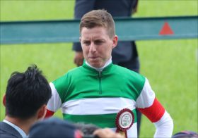 JRA超大物デゼル「女王」デアリングタクト最大ライバル筆頭に急浮上!? オークス「無敗対決」へ、スイートピーS（L）圧勝！