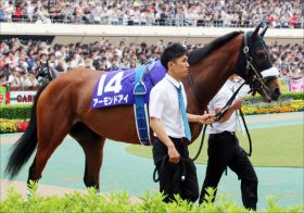 JRA宝塚記念（G1）はなぜ嫌われる!? アーモンドアイまたも不出走……ファン投票1位の2年連続回避はウオッカ以来！