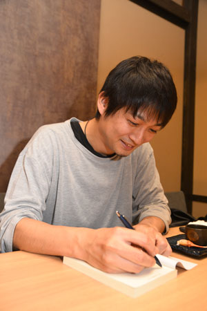 パチスロライター木村魚拓×麻雀Mリーガー滝沢和典が飲み談義!?　「じゃあ、飲みながらで！」業界トップランナーの“ぶっちゃけトーク”【Mリーグ開幕直前インタビュー】の画像3