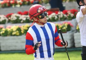 JRA池添謙一騎手の「審議要求」は何故通らなかったのか？ 「単勝325.5倍」勝利に沸いたダイヤモンドS（G3）の舞台裏