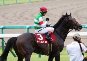 JRAサートゥルナーリア「評価急落」のしくじり。アーモンドアイ“忖度”の一員になり下がった超良血馬……。1年前に「破綻」した壮大な計画とは