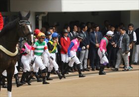 JRA「関西エージェント狂騒曲」若手騎手をめぐる「変更ゴタゴタ」で結局状況同じの謎