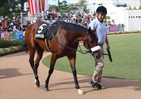 JRAアーモンドアイから「闘魂」注入！ 秋華賞（G1）マジックキャッスル「仮想デアリングタクト」で“椅子取りゲーム”のリベンジへ