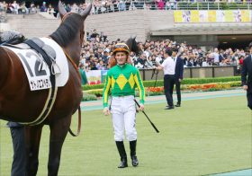 JRAデムーロ悲惨「デットーリ変更」オメガパフュームだけじゃない！ 今や「奪われる側」に