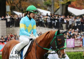 JRA藤田菜七子「苦難」の63連敗……　今年2度目の長期低迷で自己最多勝利記録数更新は絶望的!? 女性騎手後輩誕生の2021年に巻き返しを誓う