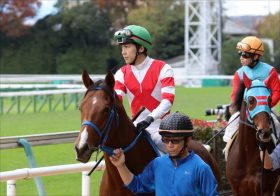 「2年目若武者」の台頭でいよいよ崖っぷち？ 関東の名門「元主戦」がキャリアワースト更新の危機…