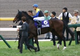 JRA「責任を果たせてほっとした」浜中俊が“代打”で決める！ 天皇賞「春秋」制覇へ、ユーキャンスマイルで「5年前」の再現なるか!?