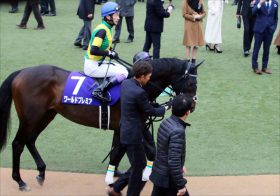 ロジユニヴァース世代以下!? 「最弱世代」“当確”4歳牡馬がグレード制導入後初の屈辱。5歳シーズン巻き返しのカギを握るのはアノ弟か