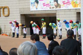 6億円ホース「近親」が武豊鞍上で来月デビュー！「兄貴が乗りに帰ってくる」メインは無敗の「超大物」と参戦？ 七夕の小倉競馬場が激アツ